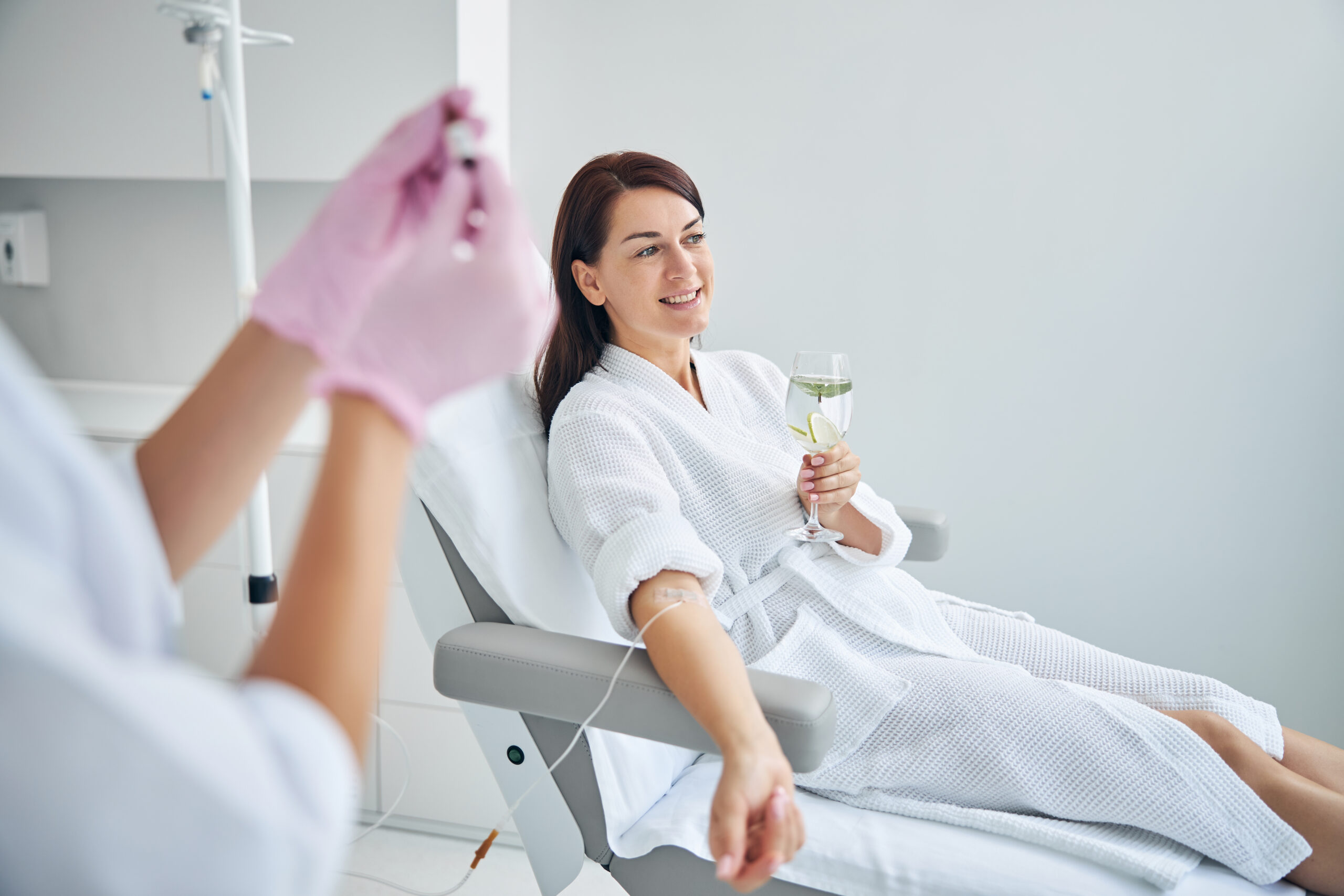 How IV Nutrition Therapy Helps You Recover and Perform Better